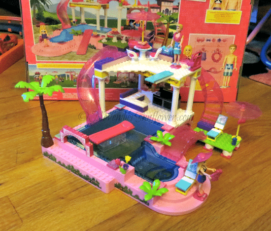 Mega bloks barbie pool best sale party instructions