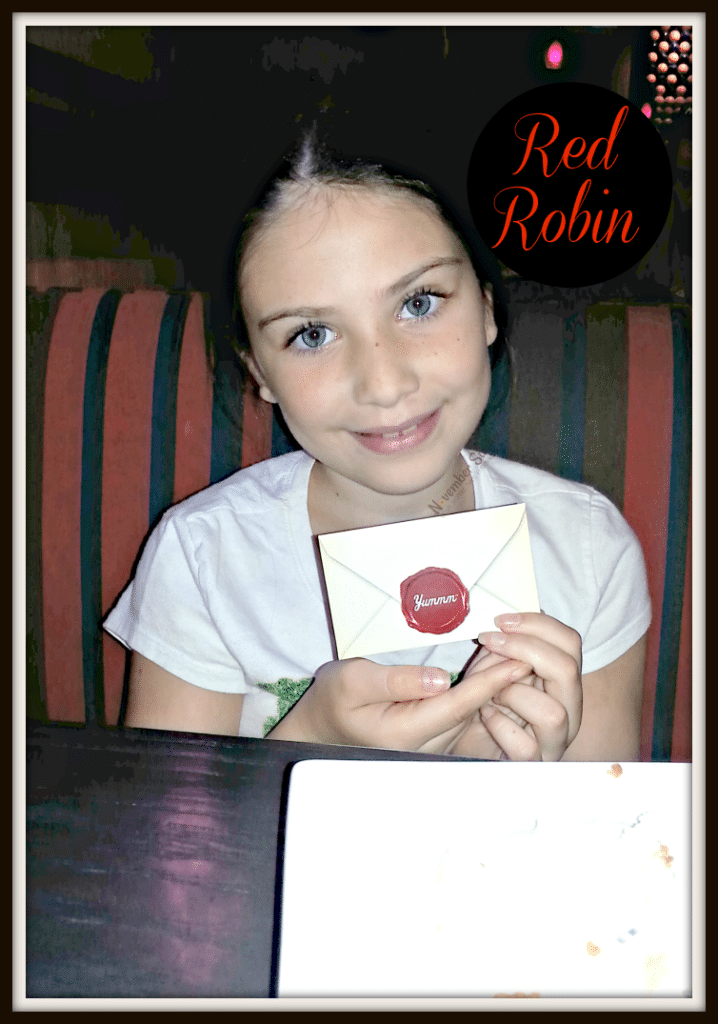 Yummm Gift Card #redrobin #gourmetburgers #restaurantreview