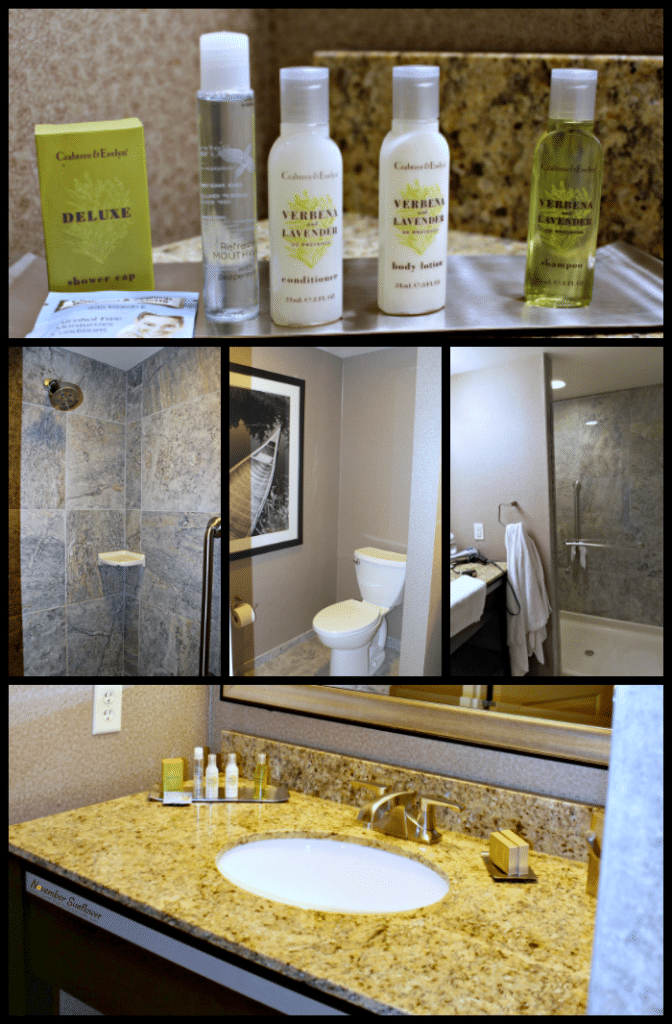 The Strathallan Hotel Bathroom 